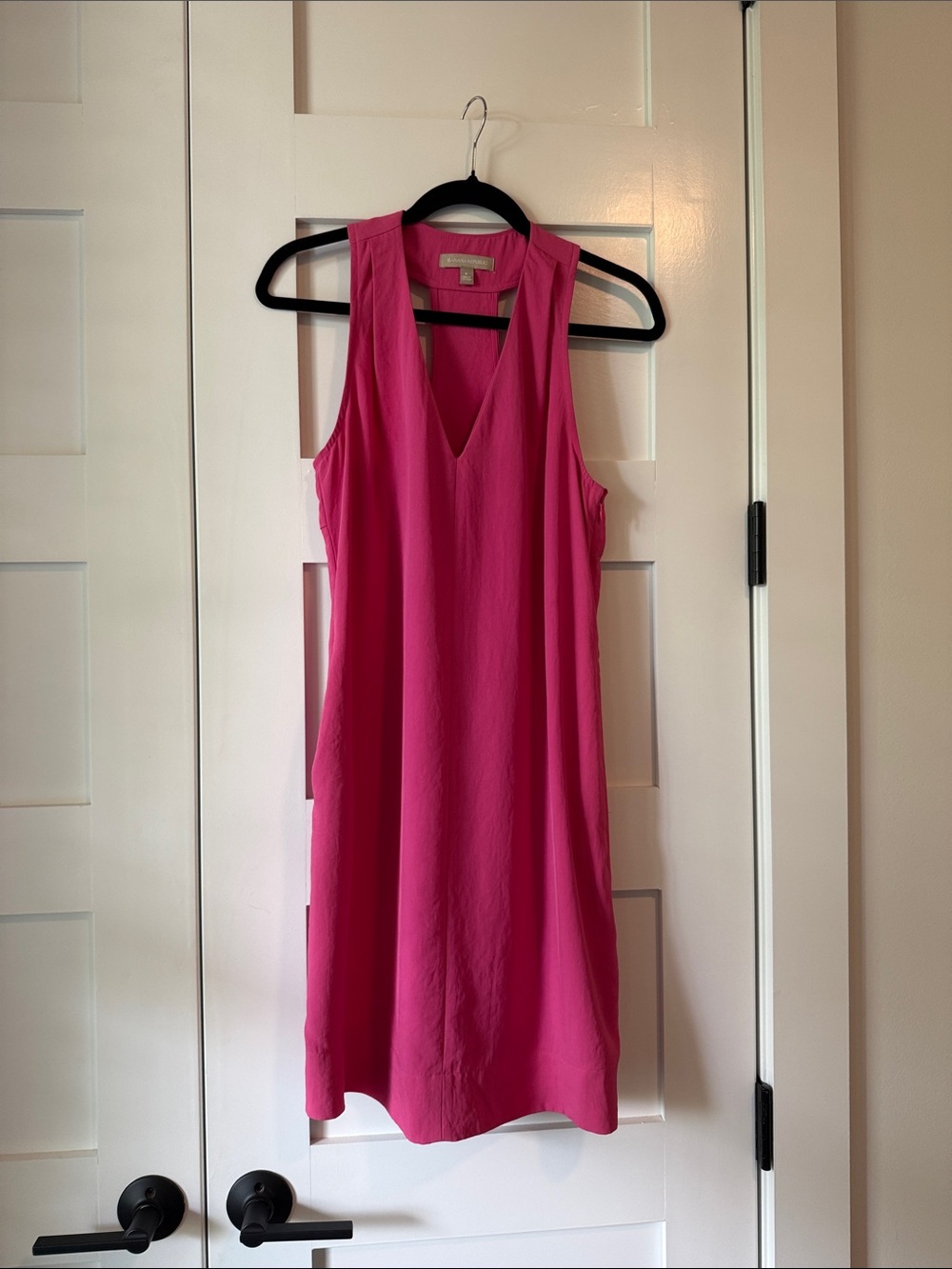 Banana Republic Hot Pink Sleeveless V-Neck Shift Dress